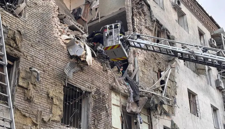 Russian glide bomb strike on Zaporizhzhia kills two, injures at least 10