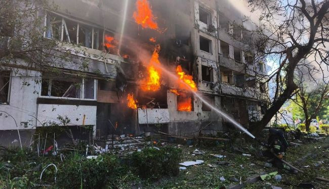 Russia strikes Pavlohrad with guided bomb for first time, killing two