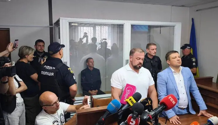 Kyiv court orders organizer of weapons exhibition into custody after deadly Russian strike