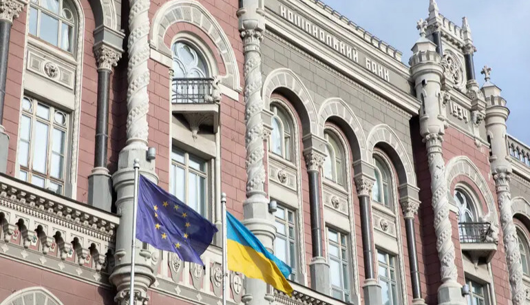 Ukraine’s central bank raises key interest rate to 15.5% as inflation outlook worsens