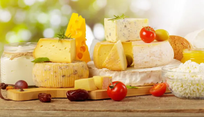 Dietitian names the healthiest cheeses and explains what to look for