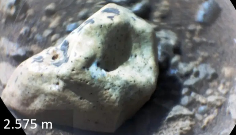 Scientists discover an unexpected mineral on Mars
