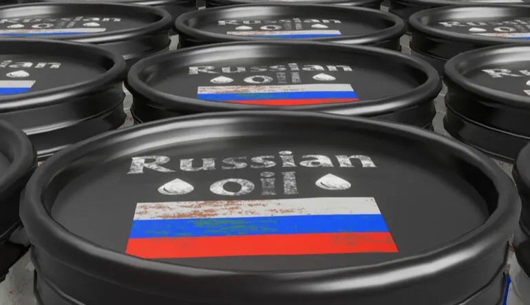 Reuters: India buying Russian oil from non-sanctioned companies