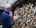 Ukraine extends firewood assistance program for frontline communities
