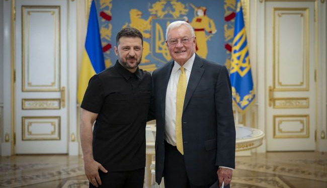 Zelenskyy meets Keith Kellogg in Kyiv