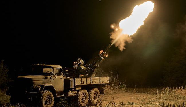 Russia attacks Ukraine with missile and 121 drones