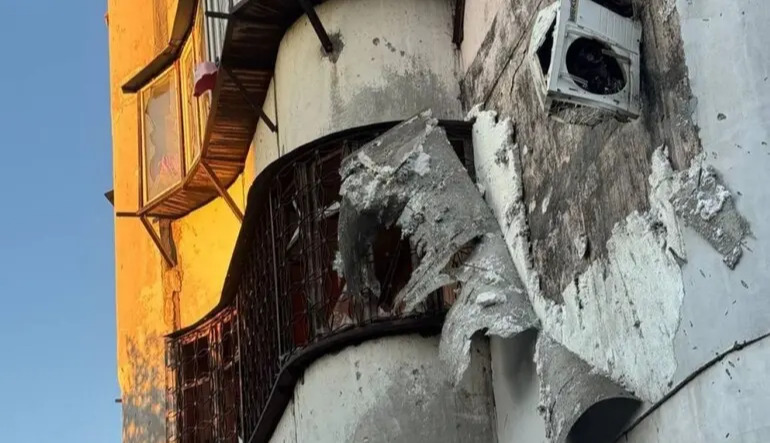Russian strike kills one in Odesa