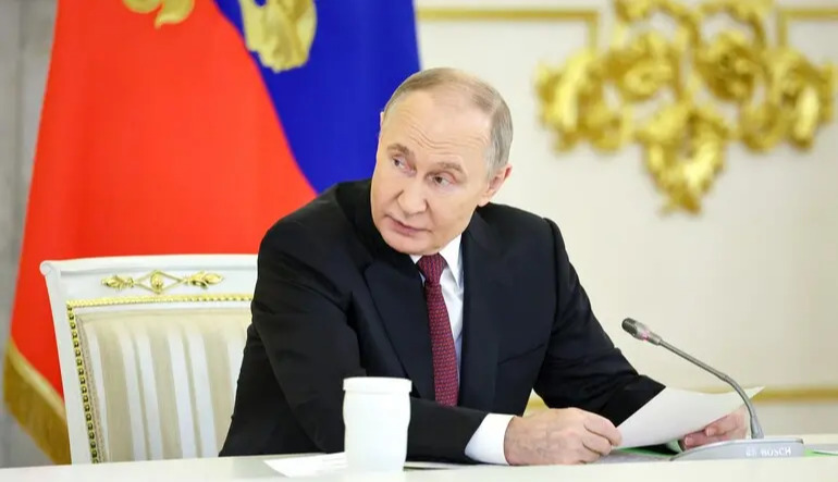Russia pauses Kyiv strikes amid U.S. talks