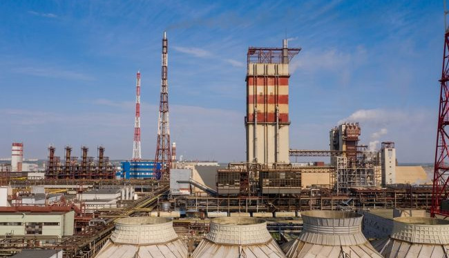 Ukraine strikes Russian chemical plant