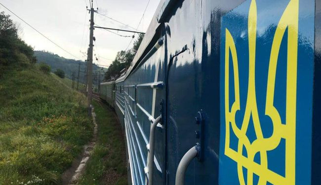 Russian strike hits passenger train in Volyn