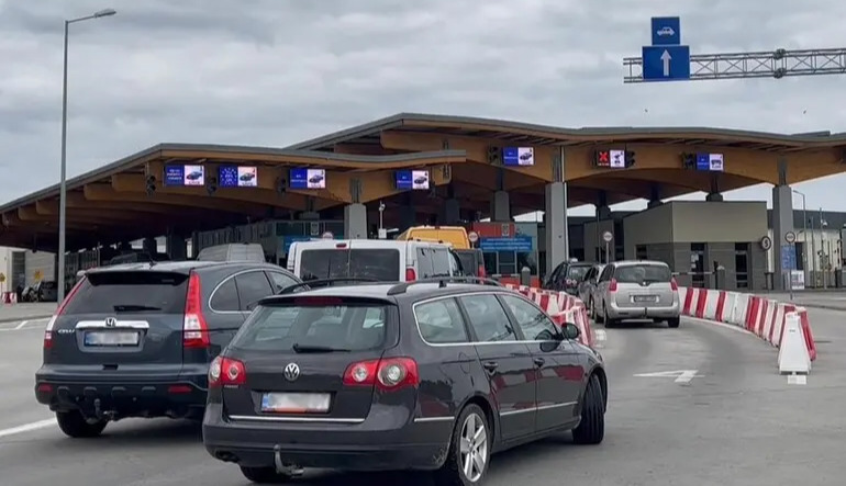 Border crossing points have resumed operations — SMS