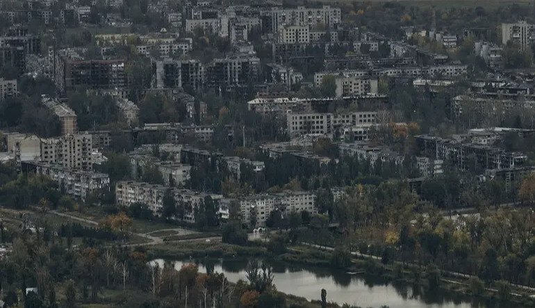 U.S. peace plan drops provision on frozen Russian assets — Bloomberg