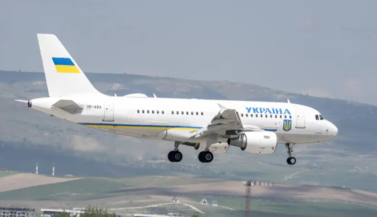 The Journal: Unknown military drones attempted to intercept Zelenskyy’s plane in Dublin