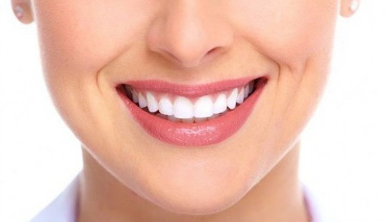 Top 5 foods that help whiten teeth