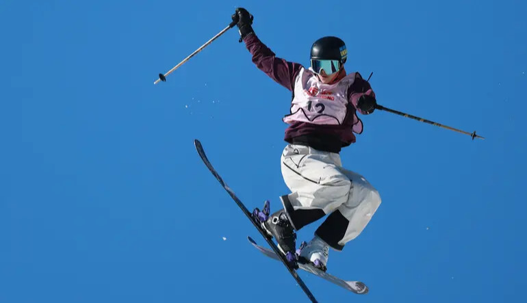 Ukrainian freestyle skier wins historic medal in the United States
