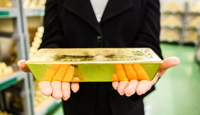 For the first time in history, gold has risen to a record level: media cite the reason