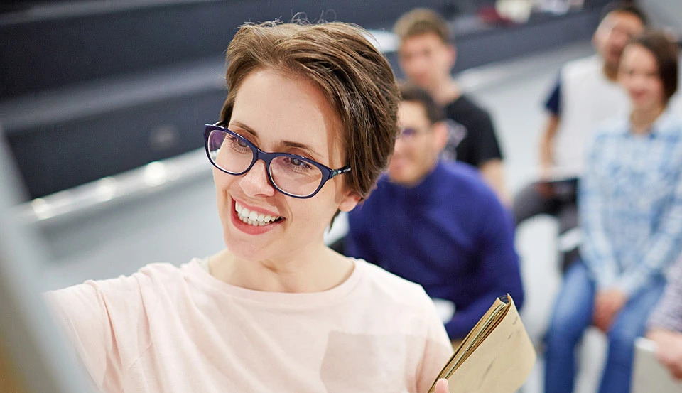 The government will increase teachers’ salaries by 30% starting January 2026