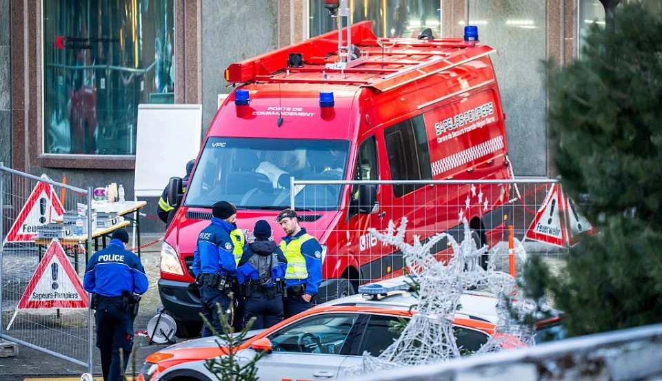 An explosion and fire at a Swiss ski resort have claimed the lives of about 47 people