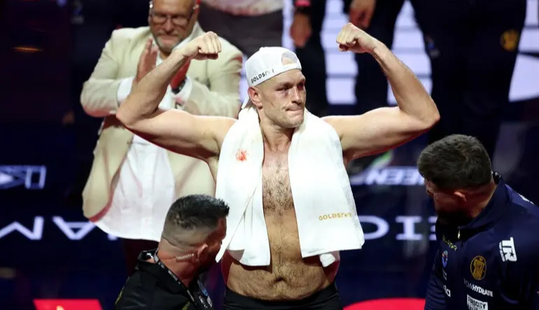 Fury announces his comeback to boxing