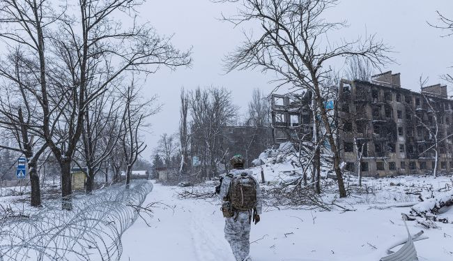 Ukrainian forces deny Russian claims of capturing minkivka in Donetsk region