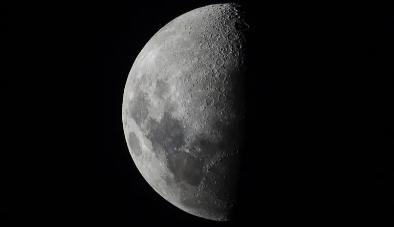 An asteroid impact on the Moon in 2032 could have consequences for Earth, scientists warn