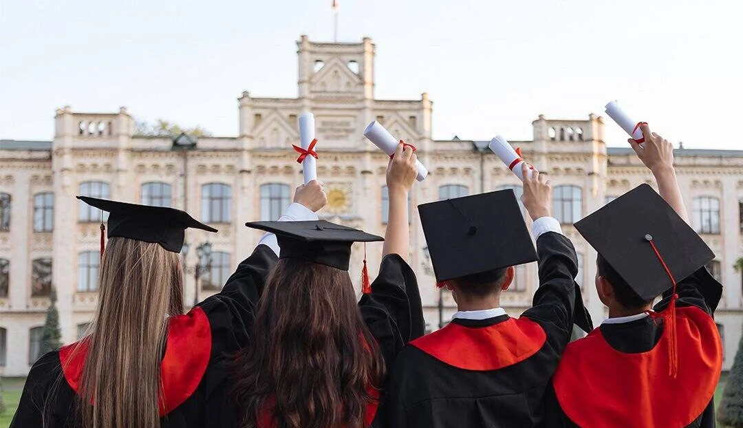 Ukraine moves to 12+3 model: bachelor’s degree shortened to three years