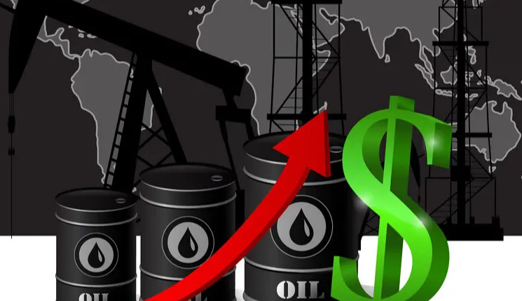 Oil prices rise amid Iran conflict: analysts predict various scenarios, including a surge to $120 per barrel