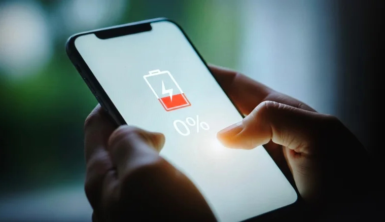 4 harmful habits that secretly drain your smartphone battery