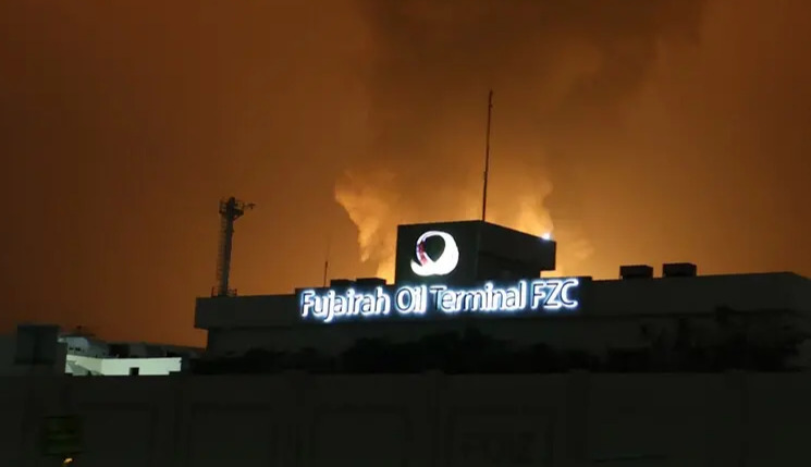 Largest oil collapse in history: Iran strikes UAE oil ports and urges civilians to evacuate — Reuters