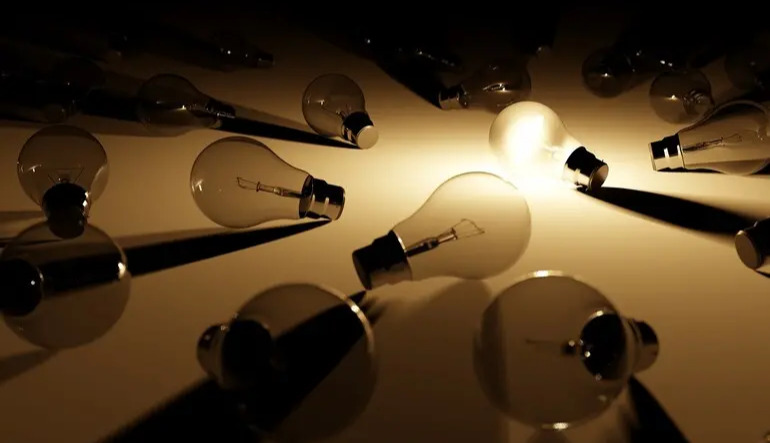 Russian strike on Ukraine’s energy infrastructure: three regions lose power, blackout schedules in effect nationwide