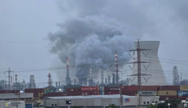 Iran strikes Israel’s largest oil refinery, causing power outages