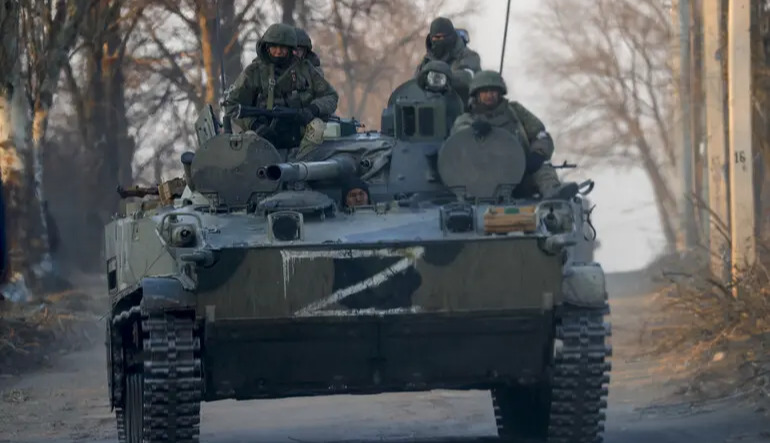 Two Russian armies launch offensive across seven directions: what is known