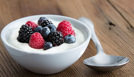 Top 6 health benefits of eating yogurt