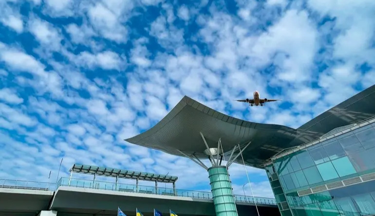 Planes may become scarce: Airports Council International Europe warns the European Commission of a jet fuel shortage