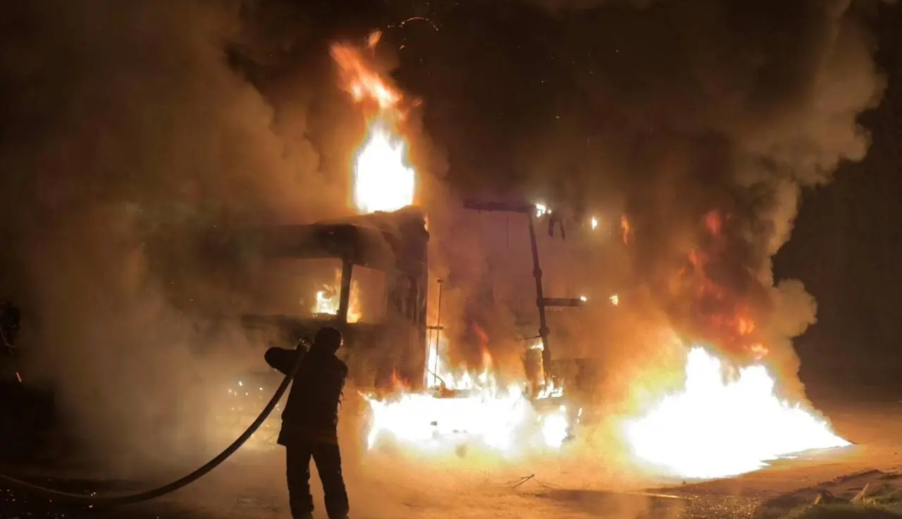 Russian forces hit the Dnipropetrovsk region, damaging homes and infrastructure