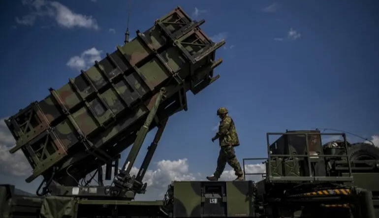 United States warned Europe of possible arms delivery delays due to the war with Iran, according to Reuters