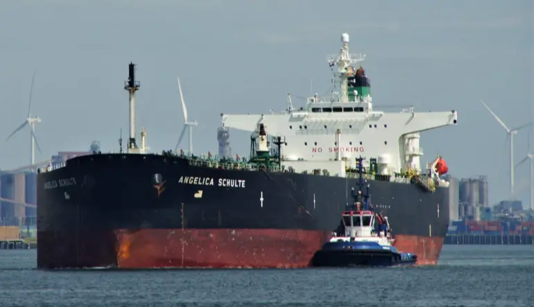 US extends Russian oil sanctions waiver despite pledge to end it