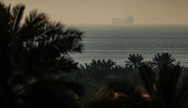 Iran tightens control over Strait of Hormuz amid U.S. dispute