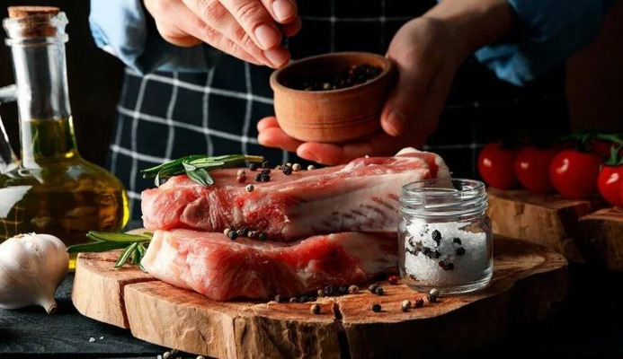 Lack of this food may accelerate early aging in women – endocrinologist