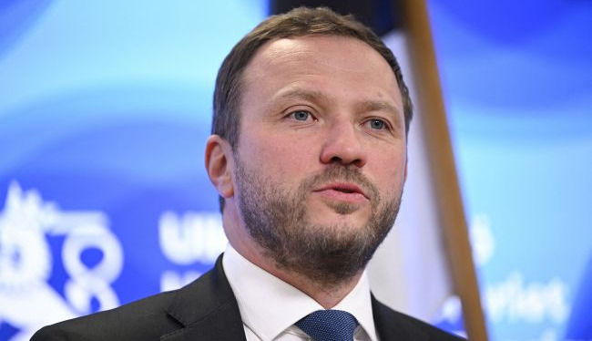 Europe must avoid direct talks with the Kremlin, says Estonia, urging stronger sanctions