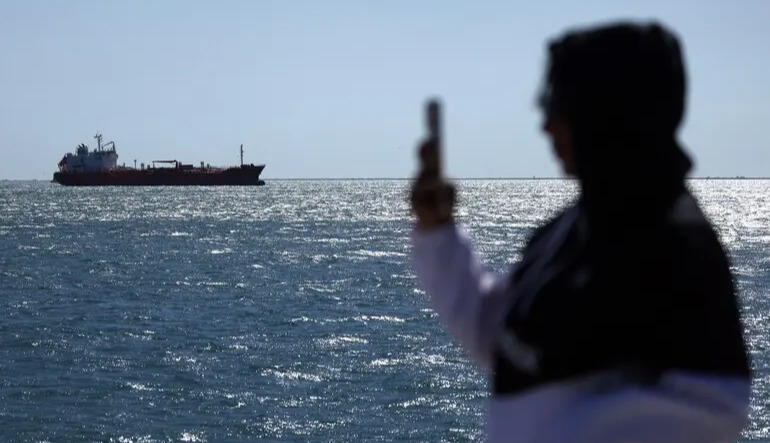 Washington reportedly prolongs Russian oil waiver by 30 days