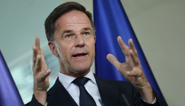NATO warns Russia of “devastating consequences” if it uses nuclear weapons against Ukraine