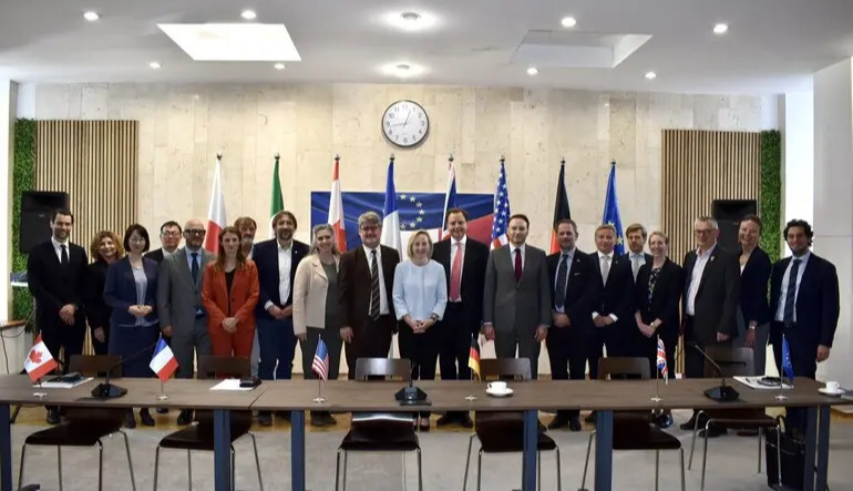 “Our ambassadors remain in Kyiv”: G7 responds to Russian threats