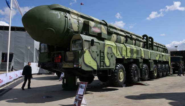 Putin’s “Oreshnik” claim debunked: missile debris analysis reveals true age of Russia’s supposed new weapon