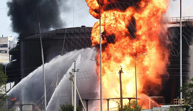 Bloomberg: Russia risks fuel shortages after record Ukrainian strikes