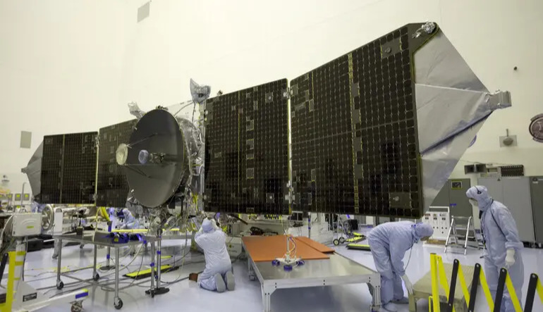 NASA ends MAVEN mission after losing contact with spacecraft at Mars