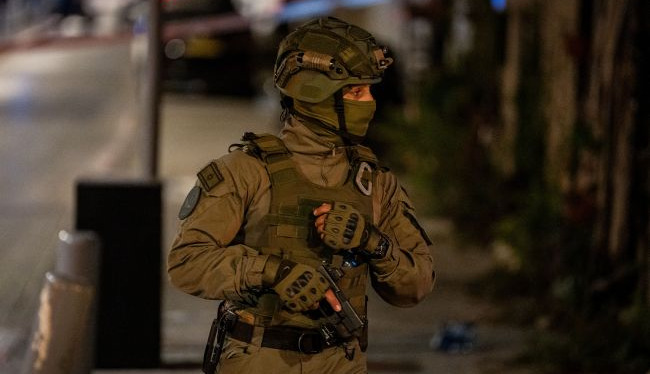 Israel-Iran ceasefire falters as overnight strikes reignite tensions