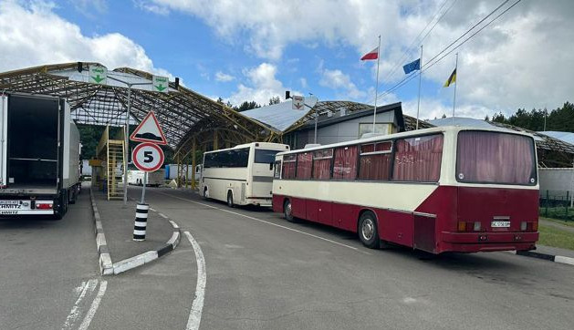 Poland to suspend entry of buses from Ukraine at Shehyni–Medyka crossing until November 2027