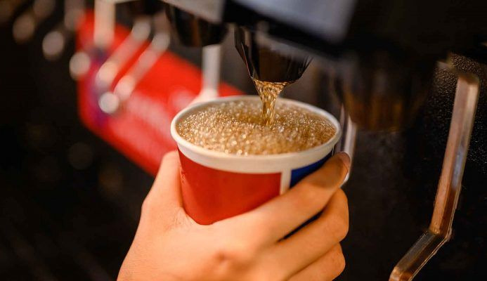 Sugary sodas may increase the risk of diabetes and pancreatic problems, doctor warns
