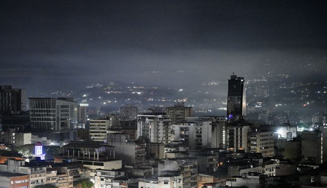 Venezuela earthquake death toll nears 3,000 as thousands remain missing